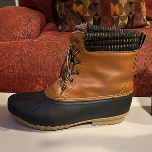 Chic Black and Tan Duck Boots
